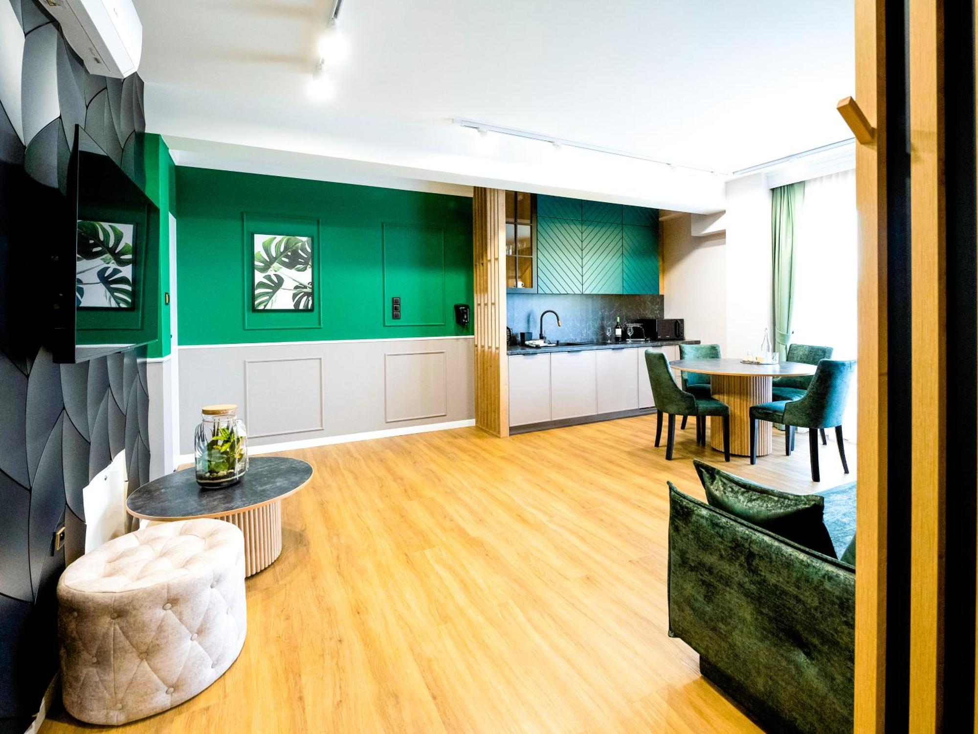 Aparthotel Green Concrete - Eko-Bus Na Plaze, Rowery I Masaze 斯维诺乌伊希切 外观 照片